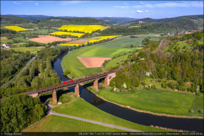 DB 6187 184-7 mit EZ 51187 Seelze Mitte - München Nord Rbf Einfahrt in Oberrieden